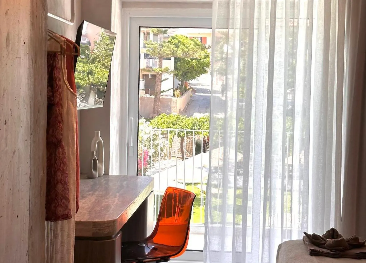 Theros Rethymno  Aparthotel Rethymno (Crete)