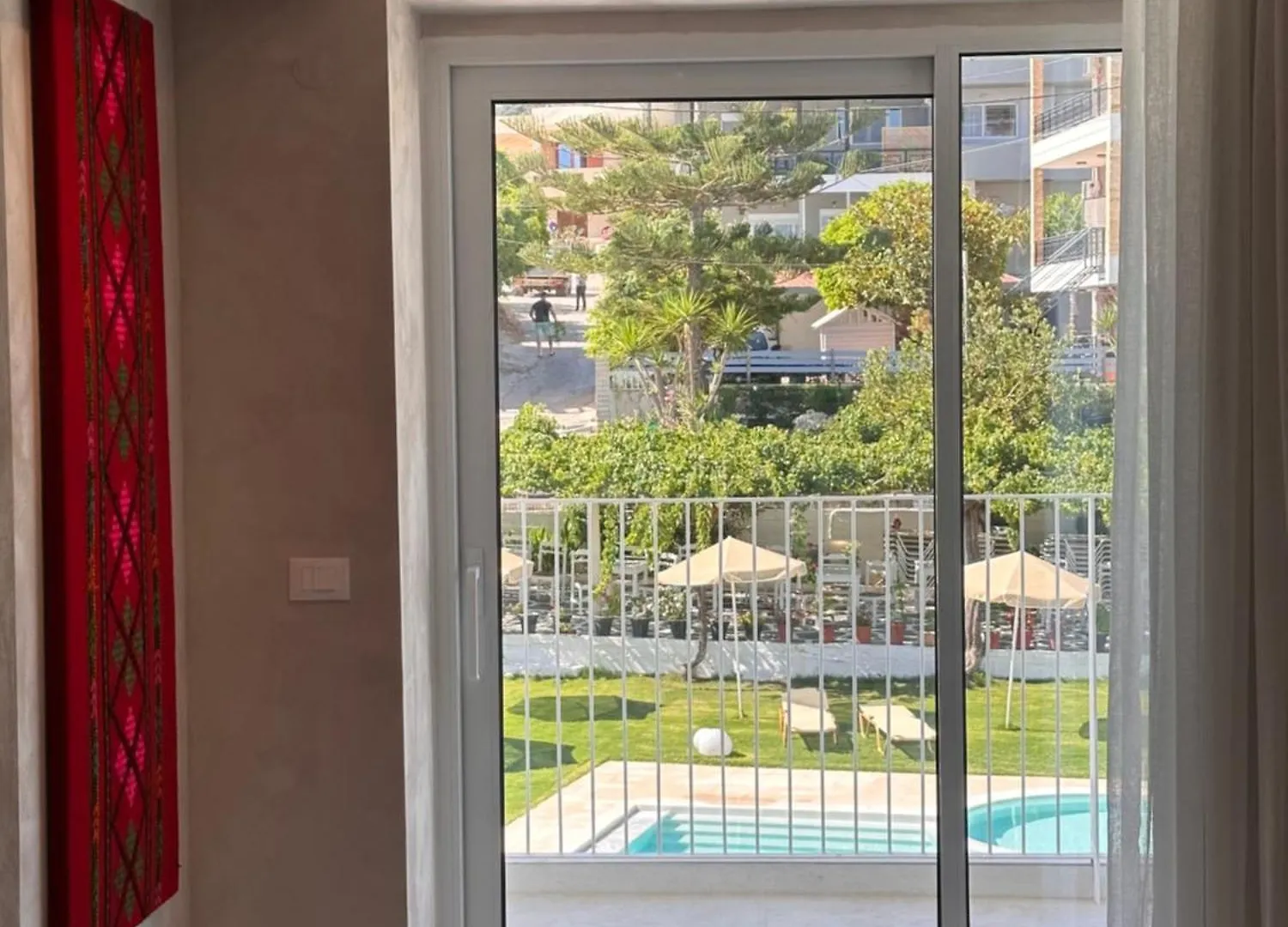 Theros Rethymno  Aparthotel